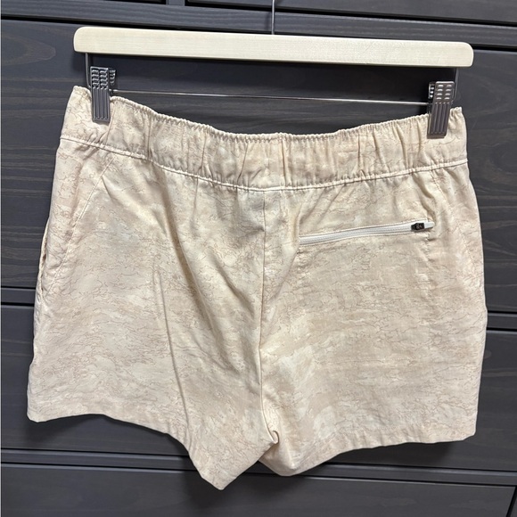 The North Face Shorts - Picture 5 of 5